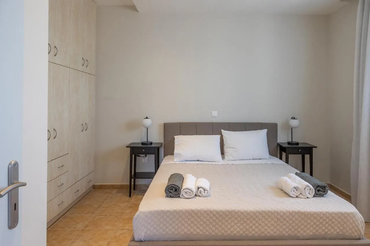 Fársa Villa Erato - Private Pool Villa יוון